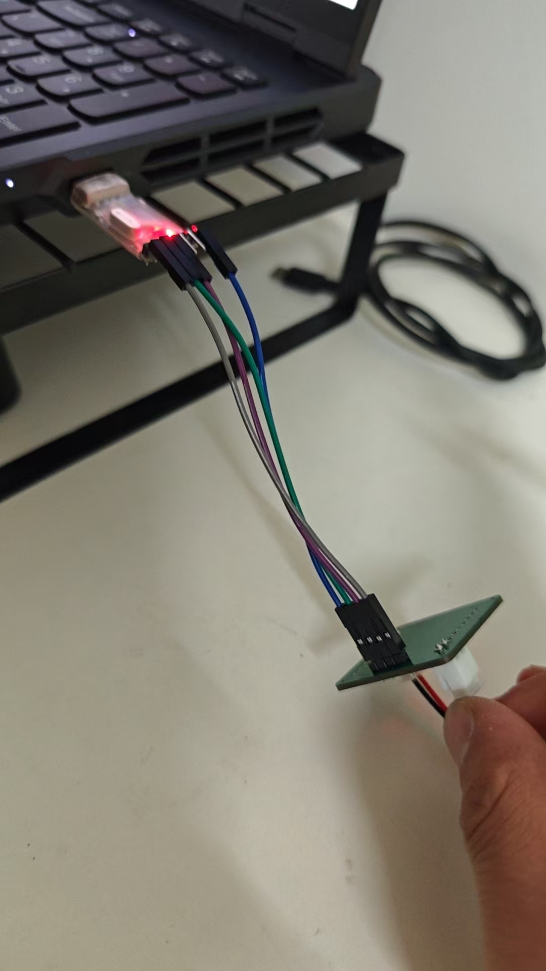 USB转串口模块连接示意图